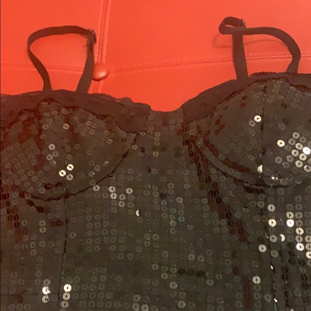 Bustier - Picture 2 of 5